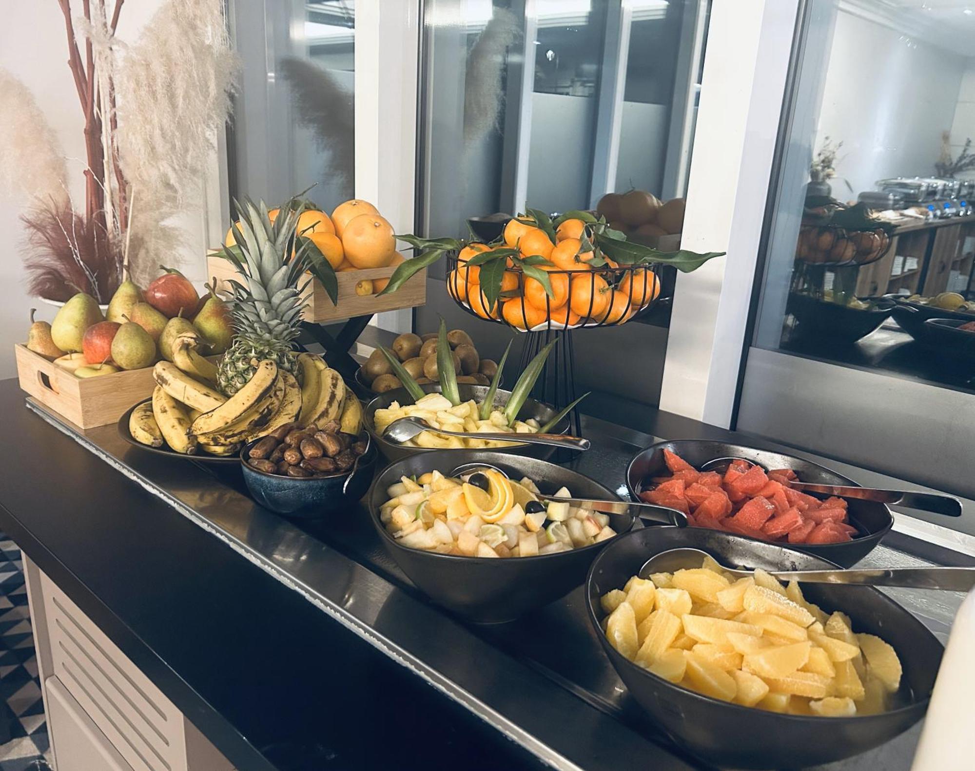 Celestins Spa Thermal & Hotel By Vy Resort Vichy Luaran gambar Fruit salad