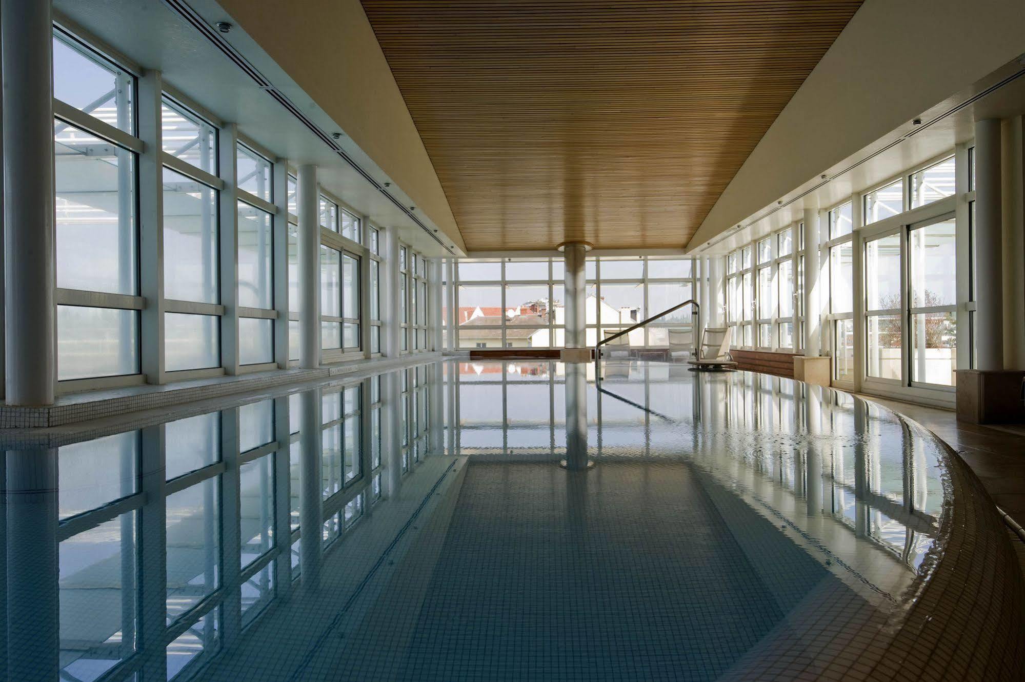 Celestins Spa Thermal & Hotel By Vy Resort Vichy Luaran gambar Interior of the building